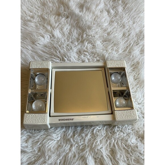 VINTAGE WINDMERE MIRROR SWIVELS GO LIGHTLY TWO SIDED 3X PREOWNED - Picture 3 of 9